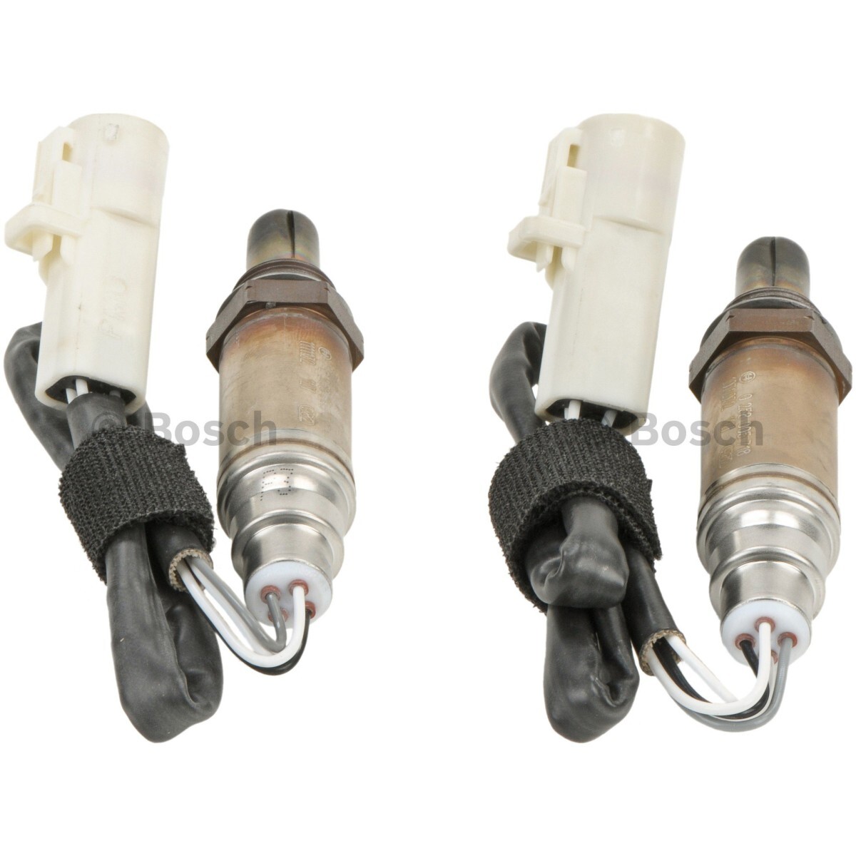SET-BS15717 Bosch Set of 2 O2 Oxygen Sensors Driver or Passenger Side New Pair