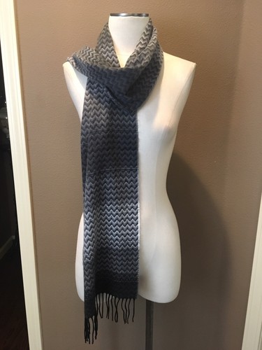 72” X 12” 100% Cashmere Scotland Gray Black White Chevron Print Scarf W Fringe - Picture 2 of 12
