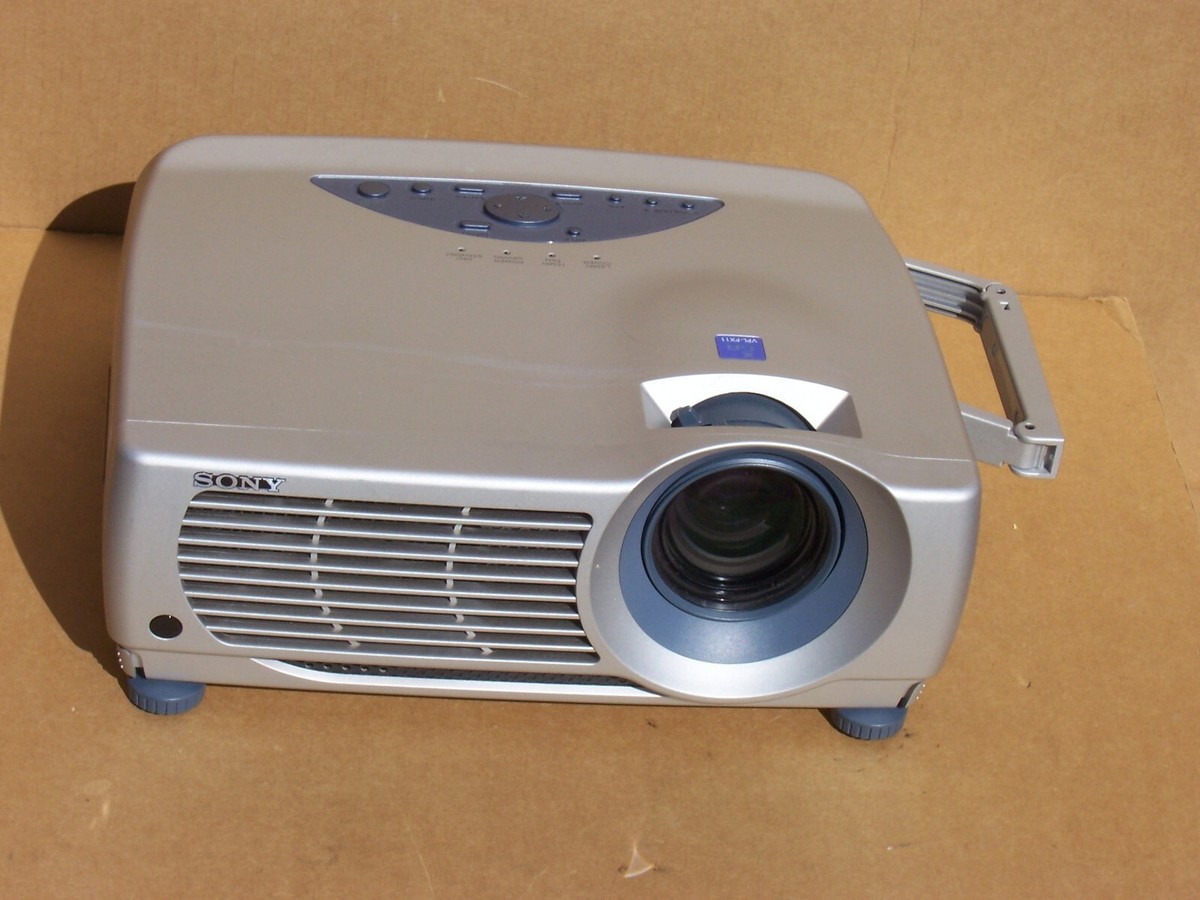 Sony VPL-PX11 LCD Projector 2000 ANSI Lumens | eBay