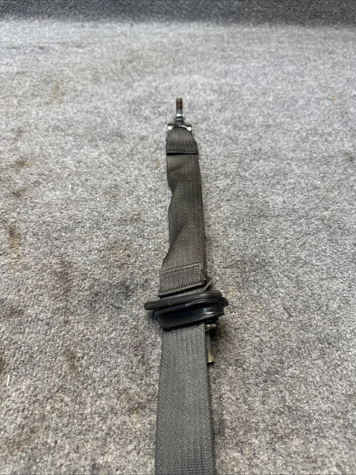 Cinturón de seguridad trasero derecho Cadillac Ats 2013-2018 cupé 687786459 fabricante original Foto 3 de 4