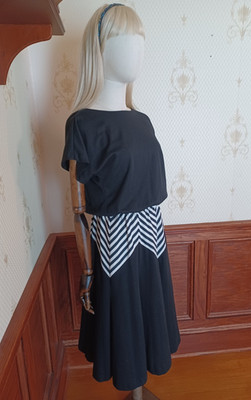 Vintage 1970s/1980s Sprouts Black/White Op Art Mod Nautical Midi Dress