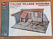 1/35 Scale ITALIAN VILLAGE DIORAMA KIT MiniAr...