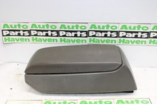 04-12 Chevy Colorado Canyon - Gray Center Console Arm Rest Lid Compartment Oem