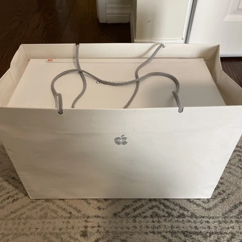 Apple Vision Pro VR Headset Brand New 1TB
