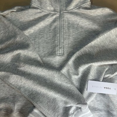 Yogalicious Scuba Georgetown Half Zip Pullover in Heather Light Grey