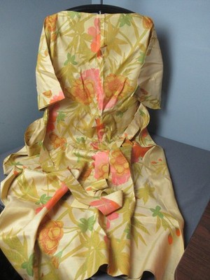 Vintage Handmade Kimono - Size L - Oriental Floral - Belt Attached - k5 rb/vh