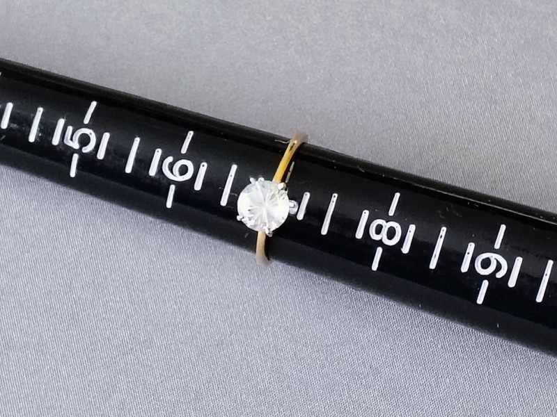 Vintage AVON Solitaire Ring Clear Stone Goldtone Band Silvertone Setting Size 7