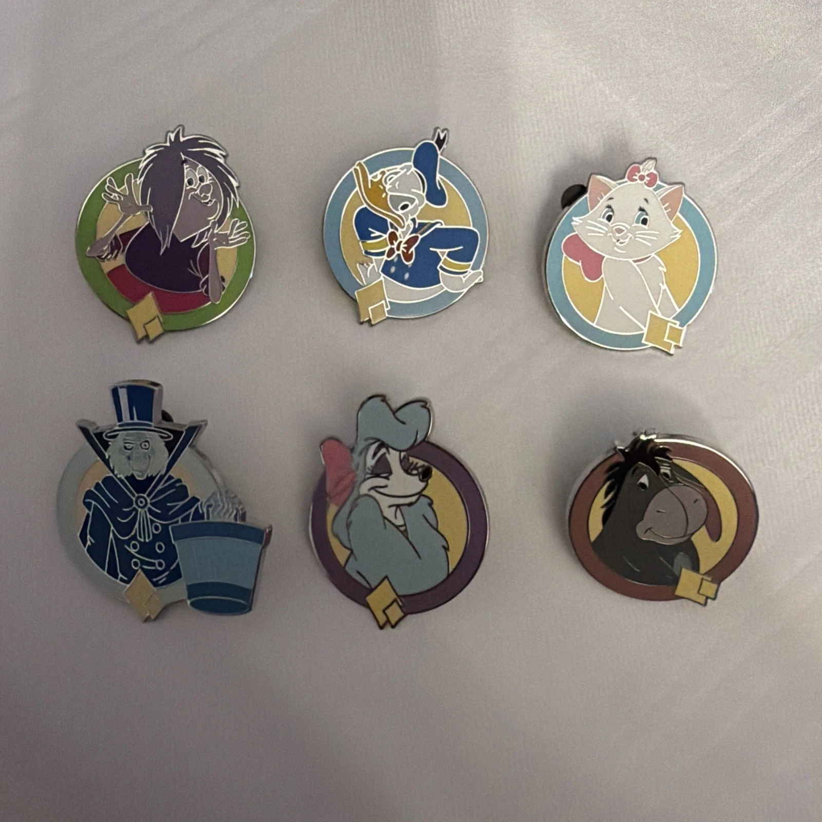 Disney Enchanted Ensemble Pin Set- 6 New Collectible Pin