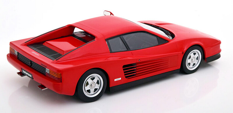 SET OF 2 MODELS 1984 FERRARI TESTAROSSA 1:18 by KK SCALE