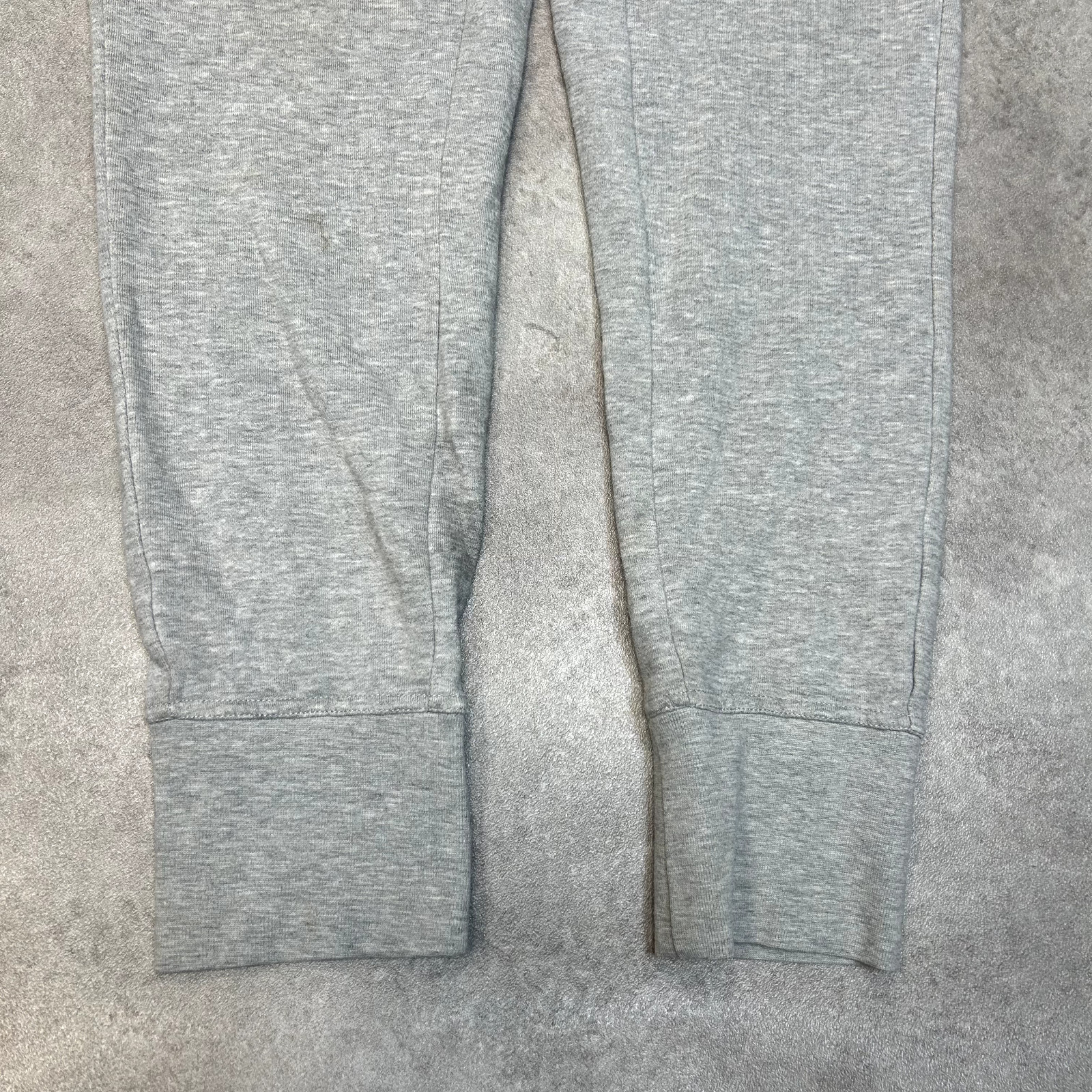 Reebok Track Pants Mens Medium Y2K Tapered Training Sports Joggers, Grey image 3