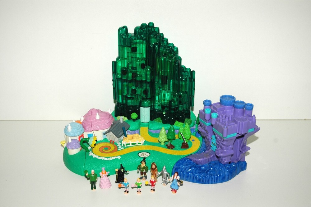 2001 Polly Pocket Wizard of Oz Playset & Figures COMPLETE & WORKING!