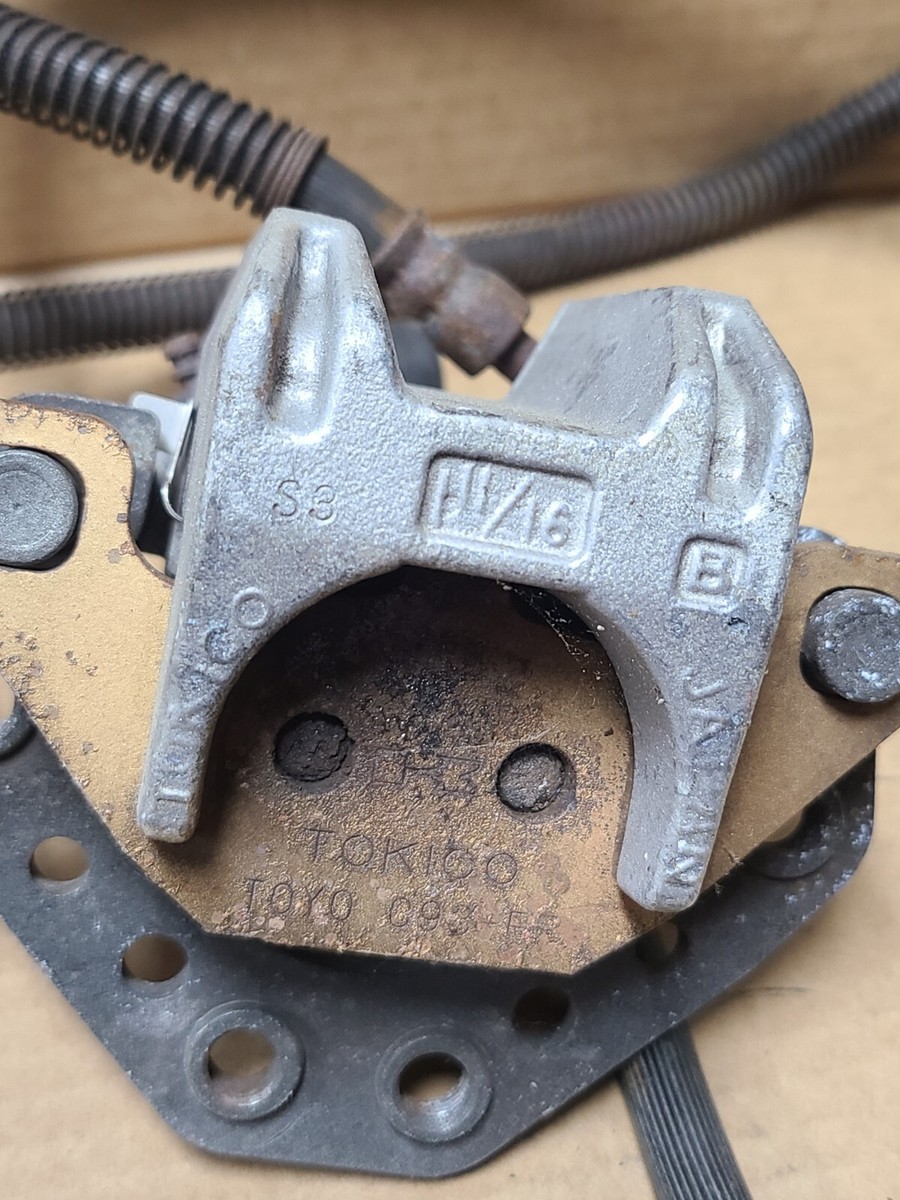 Vintage Kawasaki 11/16 Tokico Japan Pair Front Brake Caliper