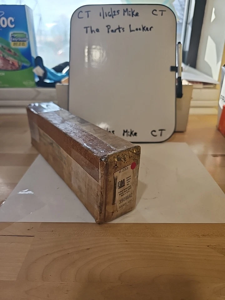 NOS 1965 1968 Chevrolet Pickup Suburban Impala Caprice Outer Tie Rod End 3909642 - Image 3 of 3