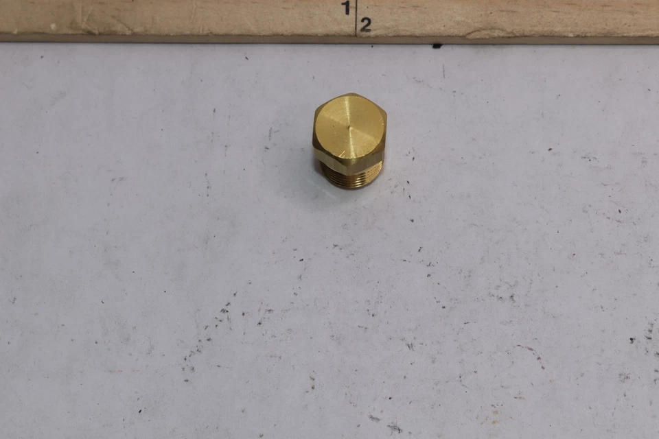 Tubo macho enchufe cabeza hexagonal latón 3/8" NPT Foto 3 de 3