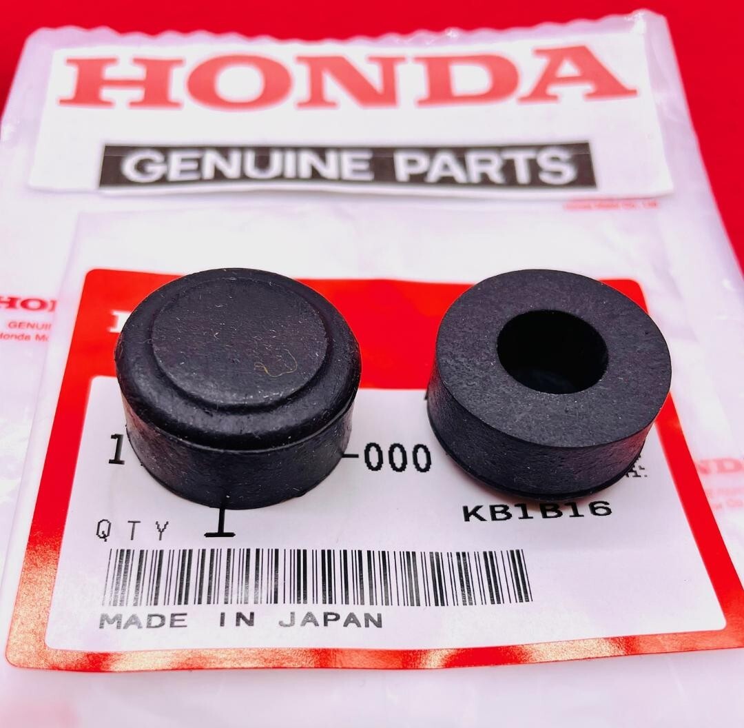 Pair Of Fuel Tank Front Cushion Rubbers For Honda XR75, XL75