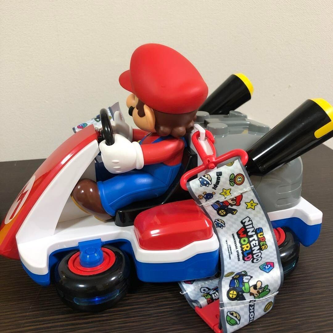 SUPER NINTENDO WORLD MARIO KART Star Popcorn Bucket Set