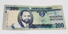2006 Mozambique 200 Meticais Circulated Banknote
