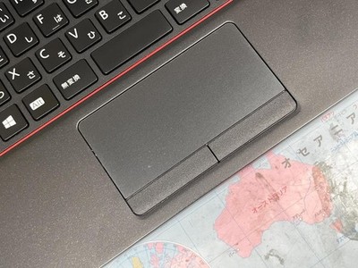 Fujitsu Lifebook U7311/FX Core i5-1135G7 8GB SSD 256GB Win 11 Pro