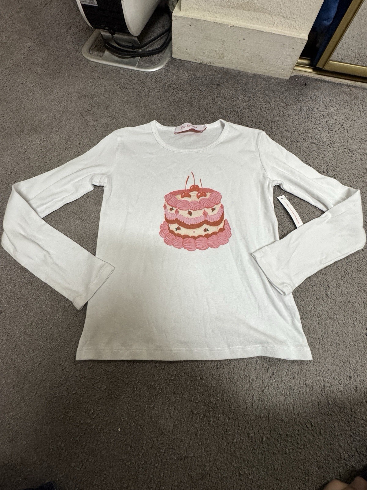 Lisa Says Gah Dana White Long Sleeve Tshirt Cake Print Size S