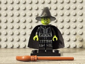 LEGO DC Super Heroes Batman Wicked Witch Minifigure 70917 Wizard of Oz w/ Broom
