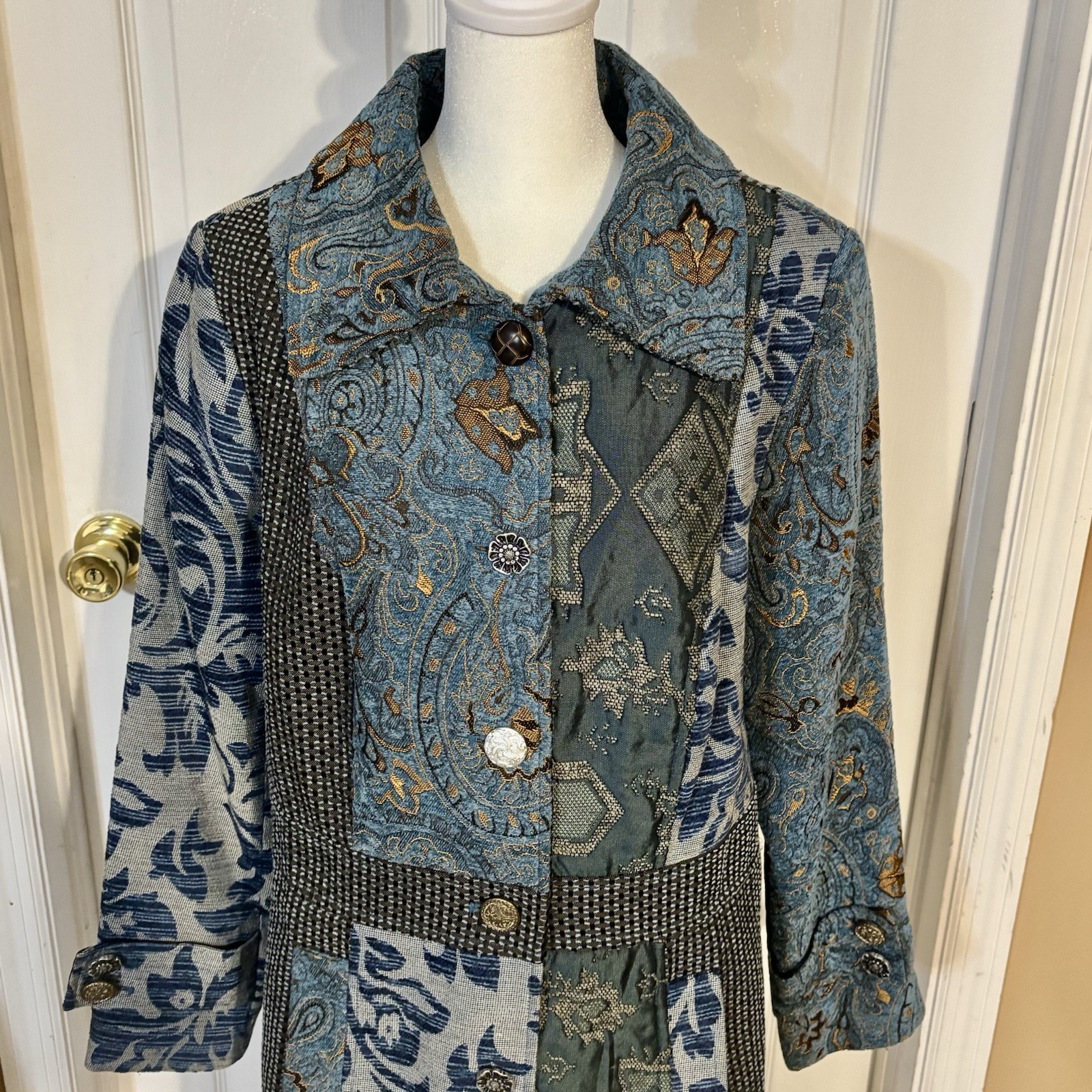 Venus Mixed Print Patchwork Jacquard Embroidered … - image 2