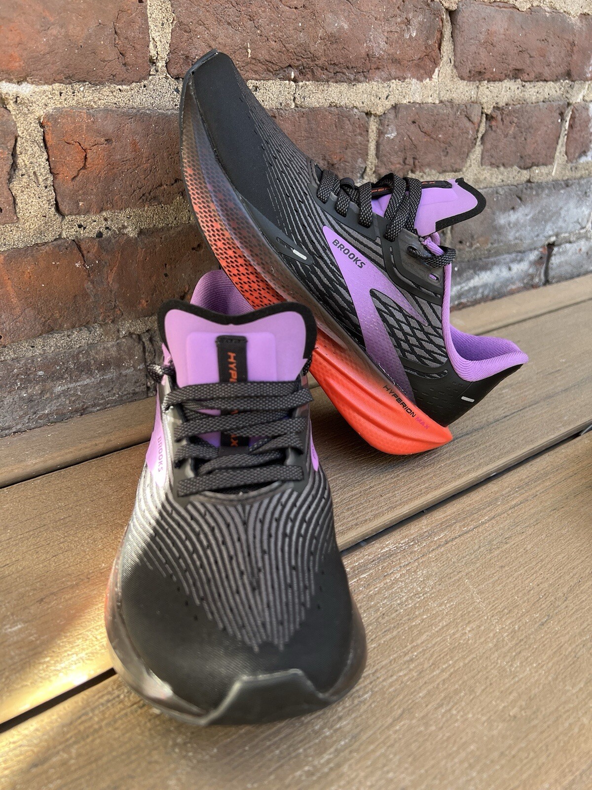 Brooks Women's 6.5 B Hyperion Max Running Jogging Shoes Black Fiesta Bellflower