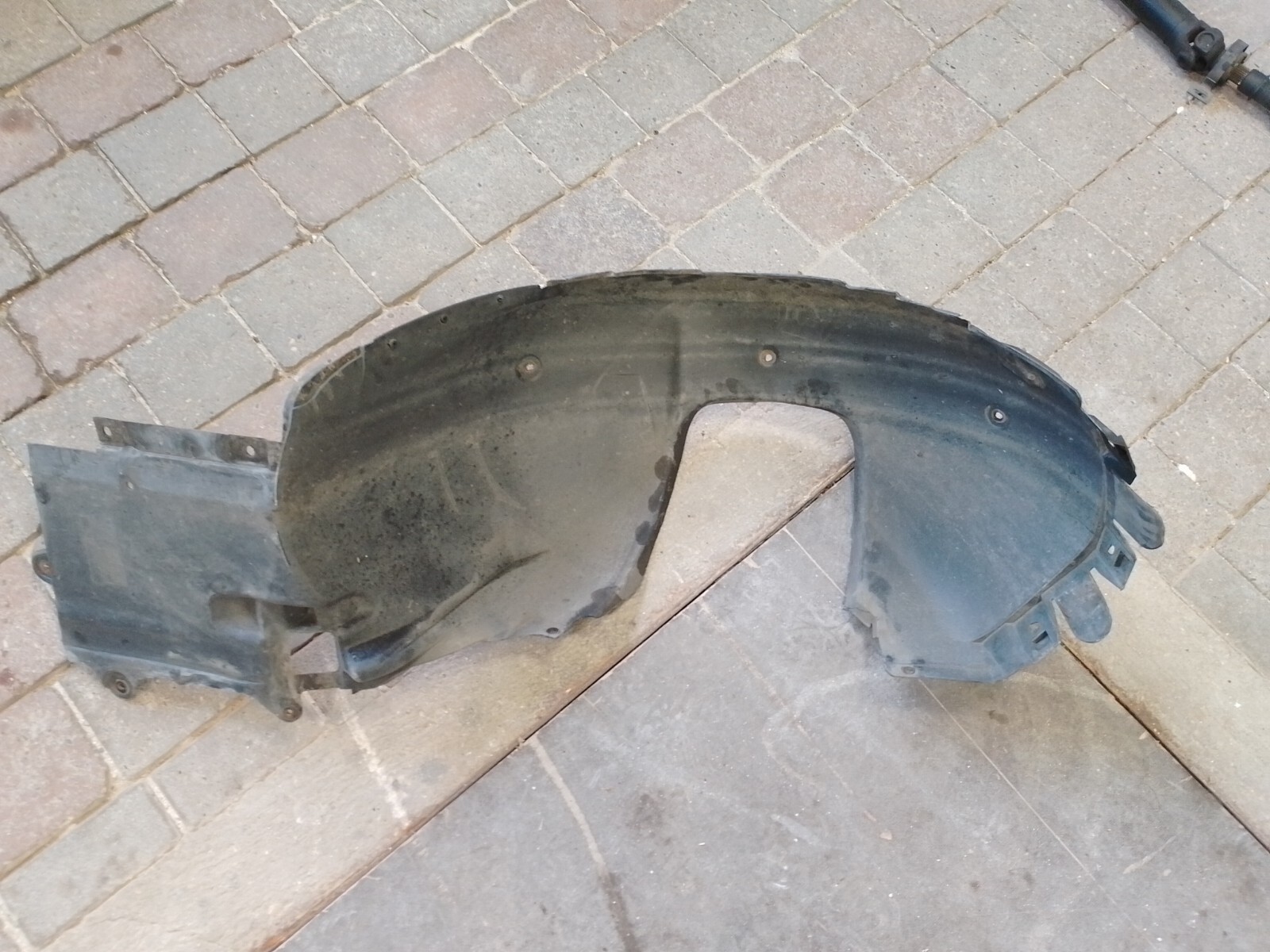 8269084 BMW E46 Radhausschale vorne rechts online kaufen | eBay