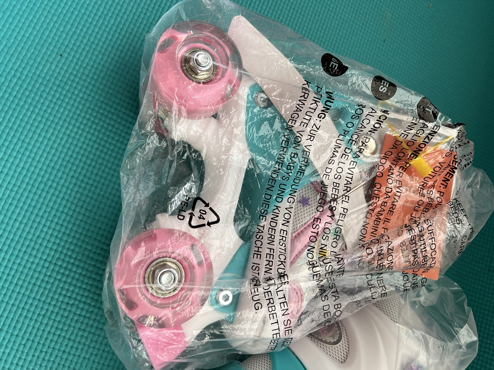 Runcinds Toddler Roller Skates for Girls Kids Adjustable with Light Up