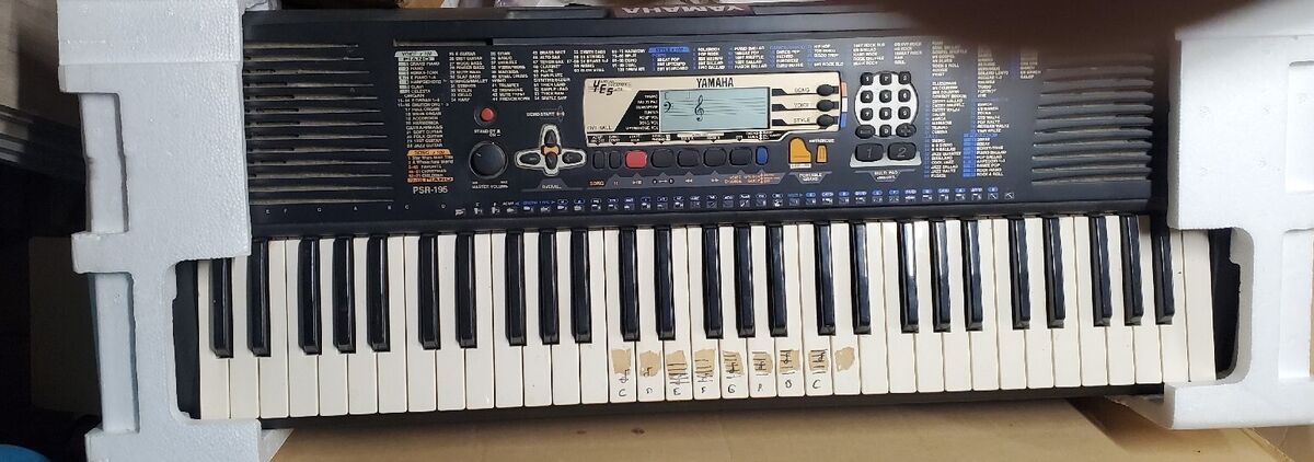 Yamaha Electronic Keyboard PSR-195 Portable Grand Stereo Yamaha Electronic Keyboard PSR-195 Portable Grand Stereo