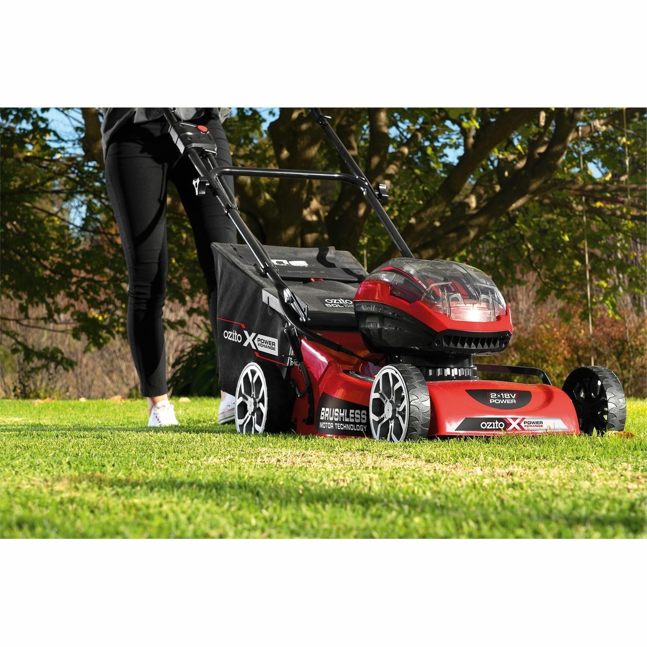 OZITO 36V Brushless Cordless Electric Lawn Mower Steel Deck 2 x 4Ah