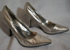 Rampage size 6 silver shoes, perfect for costume or one night out use — photo 2