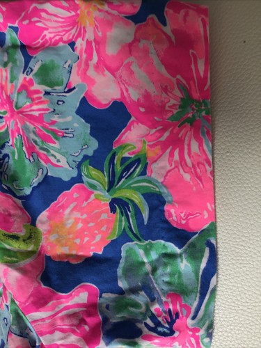 Lilly pullitzer Callahan short Size 00. Inseam 5 Inches - Picture 5 of 12