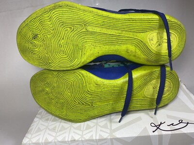 NIKE KOBE IX EM LOW BRAZIL GAME ROYAL Blue VENOM GREEN 646701-413