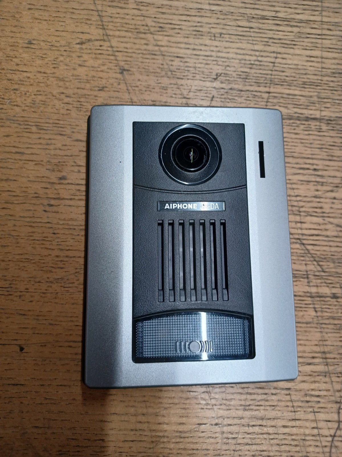 Foto 1 di 2