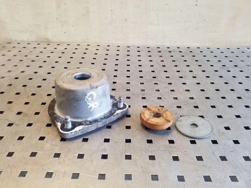 BMW X5 E70 Stoßdämpferhalter hinten rechts 6773238 33506773238 3.00 26192011