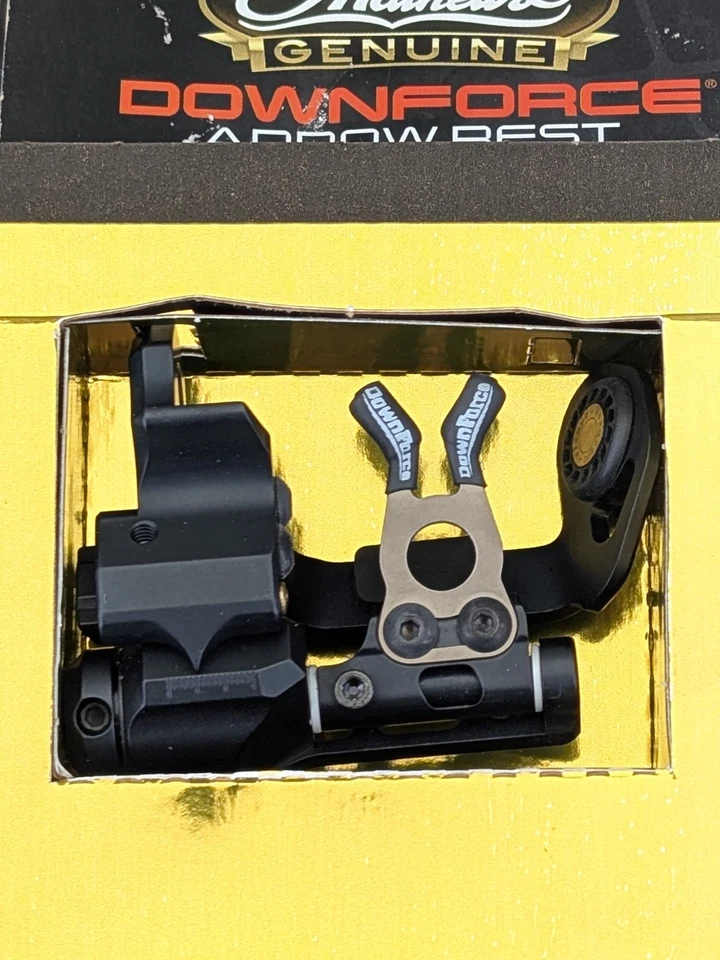 Mathews Downforce Black LH Arrow Rest #80268 New Open Box See Pictures Foam Torn - Image 3 of 4