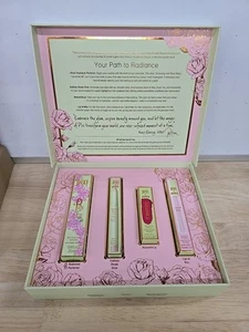 Ensemble cadeau de beauté Pixi 4 Ensemble de maquillage complet NEW IN BOX
