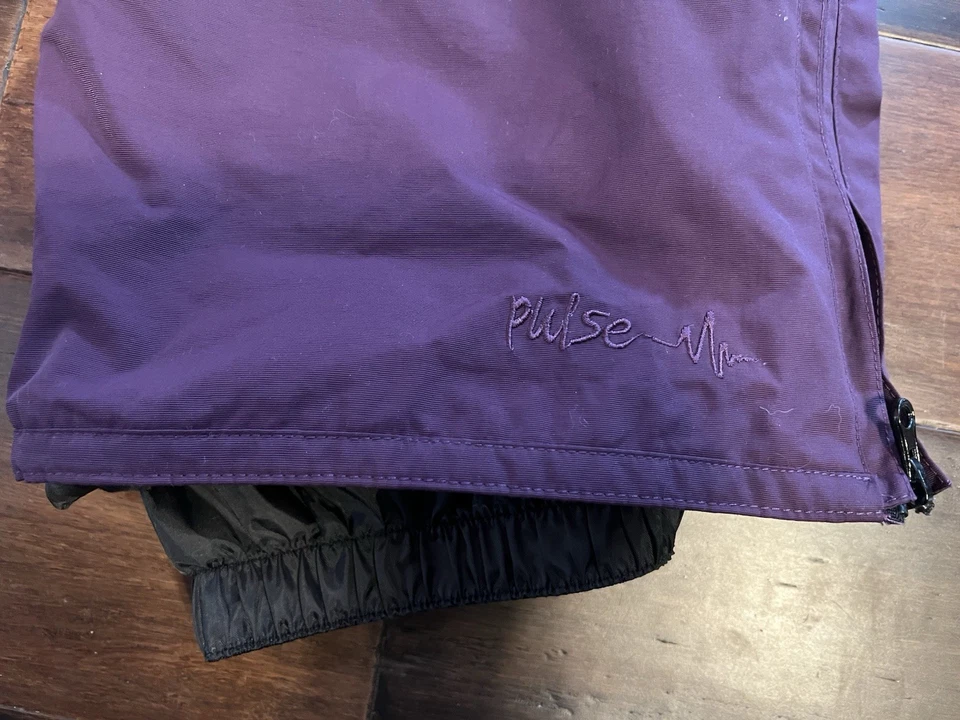 Pantalones de nieve Pulse para mujer TALLA MEDIANA púrpura aislados Foto 3 de 4