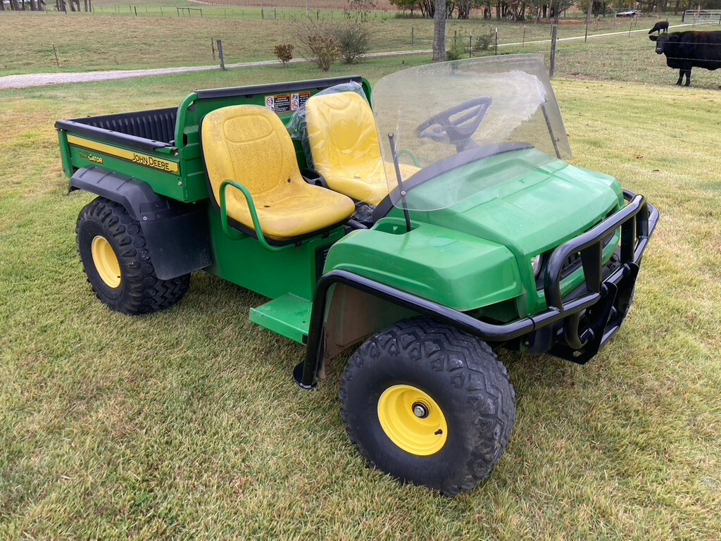 2012 john deere gator TS 4x2, Electric dump bed, Front bumper and side