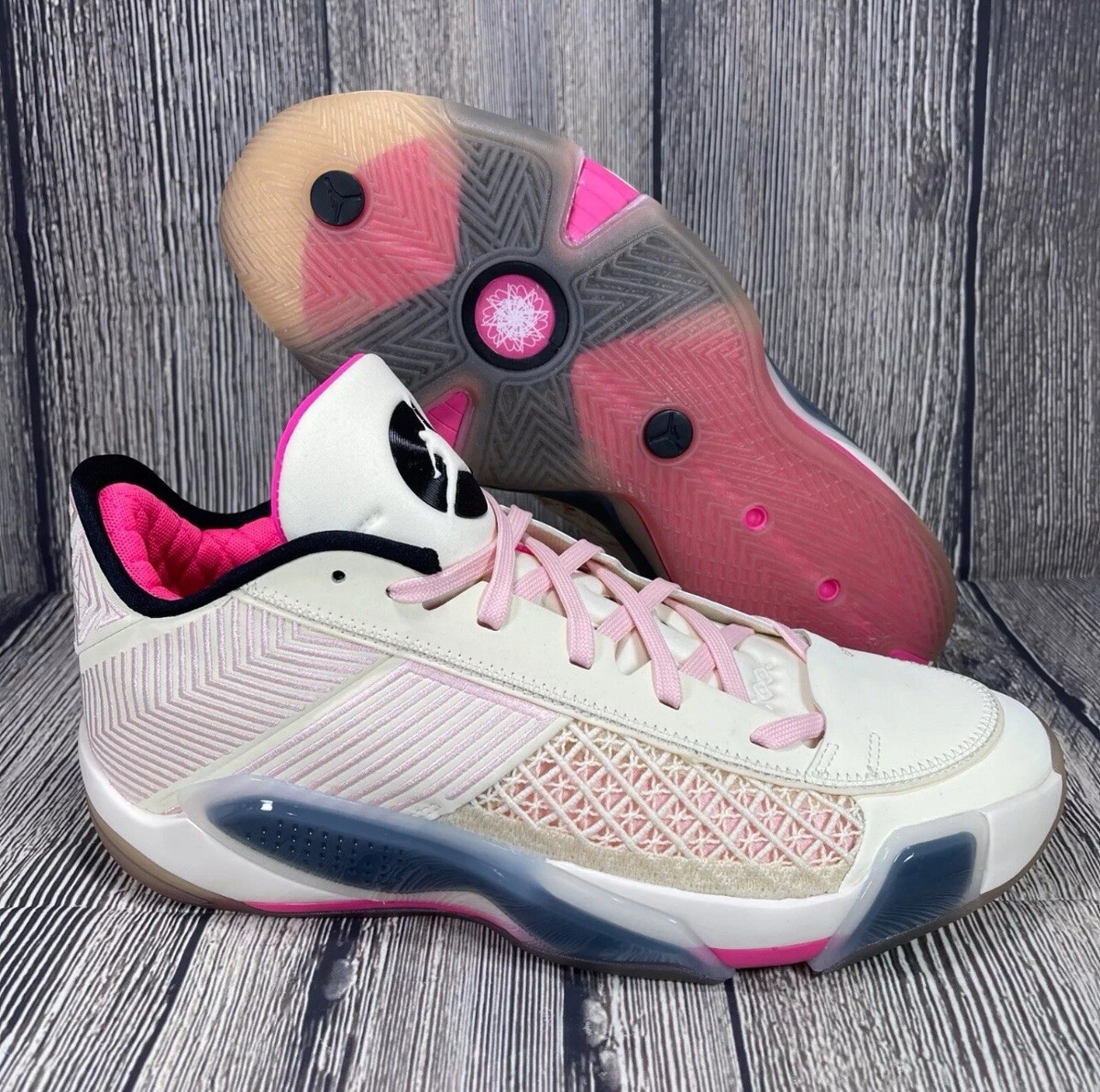 Air Jordan 38 ホワイト/ピンク Nike Air Jordan 38 XXXVIII Low Coconut Milk Black Hyper Pink
