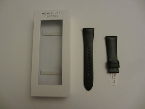Michael Kors Access Bradshaw Dark Olive Green Leather Smartwatch Strap MKT9029 - Zdjęcie 3 z 8