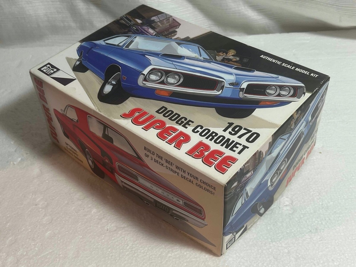 MPC 1970 Dodge Coronet Super Bee Model Car Kit #703 1 25 for sale