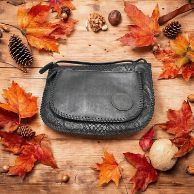 Carlos Falchi Black Leather Embossed Snakeskin Pattern Crossbody Bag Sz 9'' X 7''