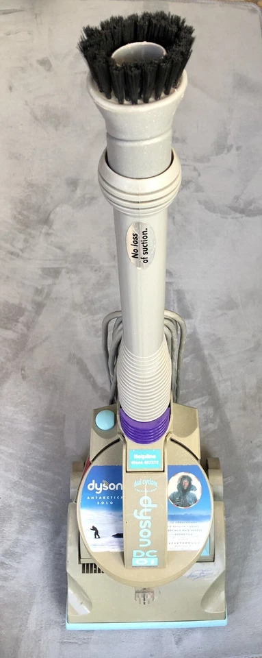 Dyson DC01 Antarctica Solo Vacuum Cleaner Hoover Blue Rare + Tools Working - Image 4 of 4