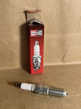 Spark Plug RE14MCC4 Champion Spark Plug 570 (G-2-01-04)