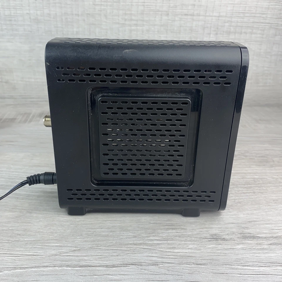 ARRIS SURFboard Docsis 3.0 Cable Modem Black SB6121 - Image 4 of 4