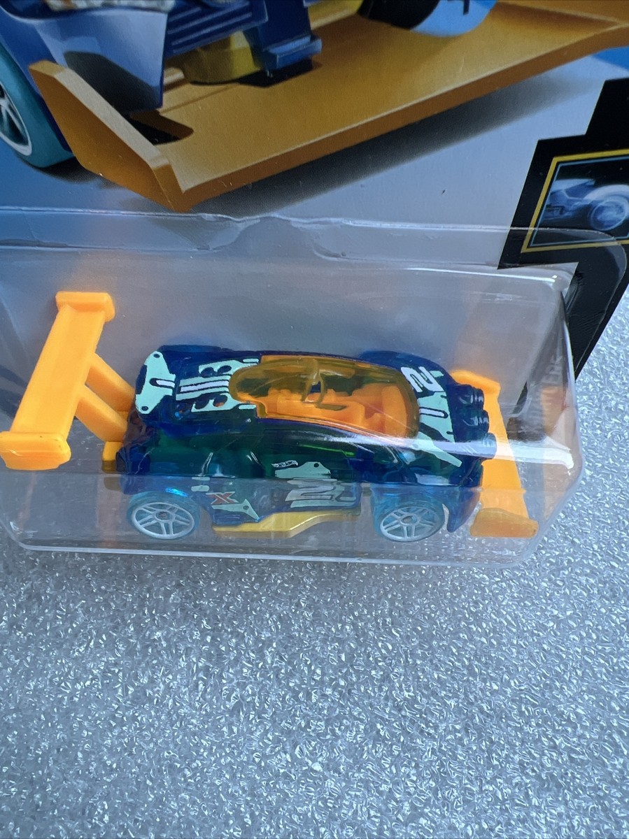 【激レア】Hotwheels Color Racers 2018 Hot Wheels #227 X-Racers 1/10 EL VIENTO Green Trans