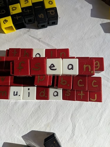 Reading Rods Alphabet Activity Blocks Multi Color Snap Manipulatives - Picture 4 of 6