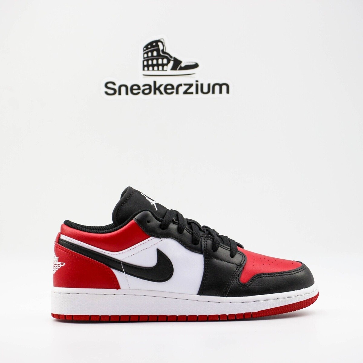 靴 Nike GS Air Jordan 1 Low Bred Toe 24cm Nike GS Air Jordan 1 Low Bred Toe Black 553560-612 Size 3.5Y