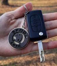 Best Price Wooden Skoda Keyring Key Laser Cut Wood Car Keychain Natural